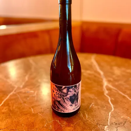 Present - 200m Des Arenes D'arles - Encore Mieux 酒店 阿爾勒
